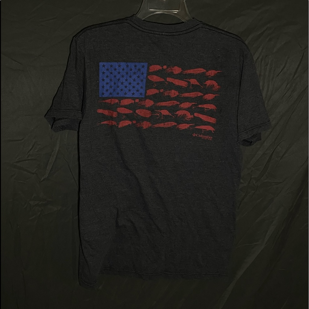 COLUMBIA BRAND T-shirt